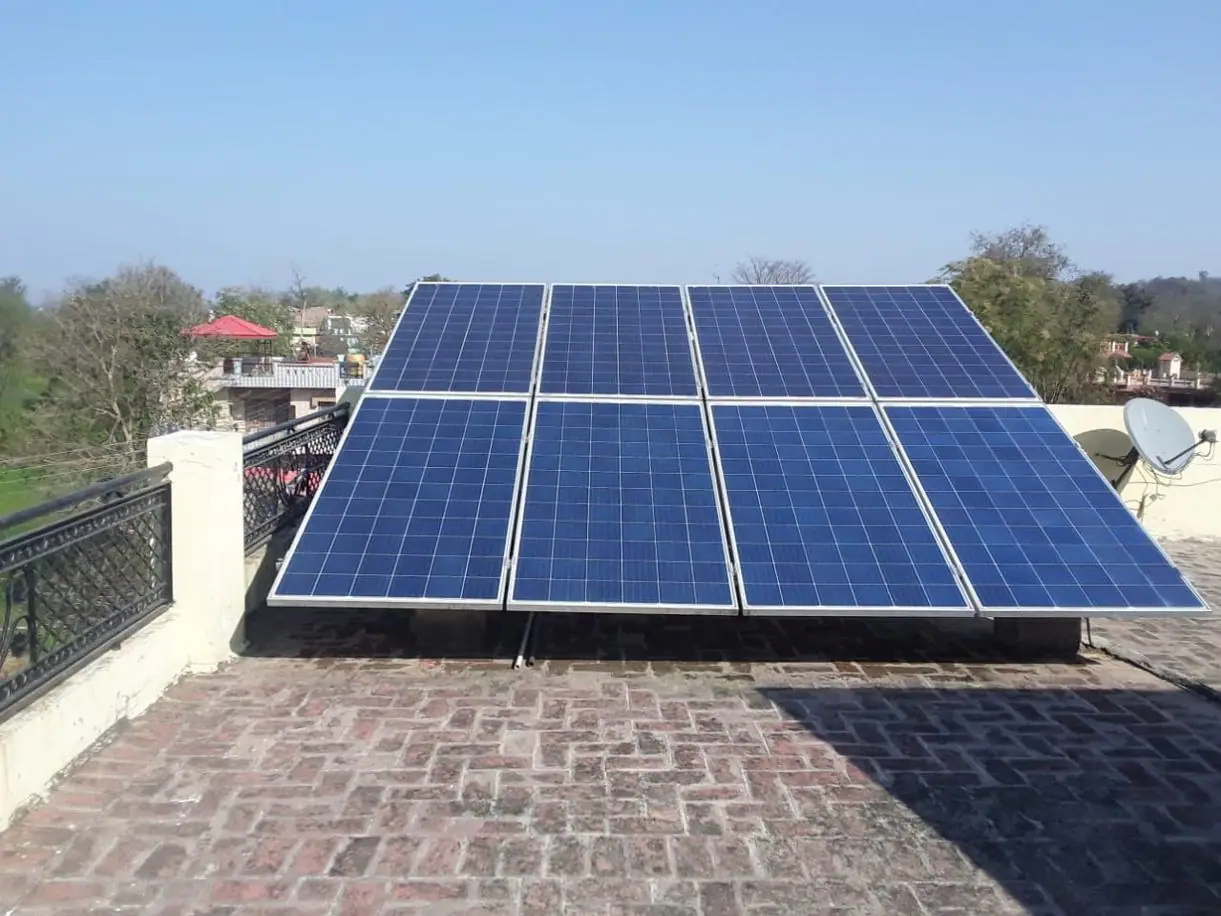 Commercial solar setup